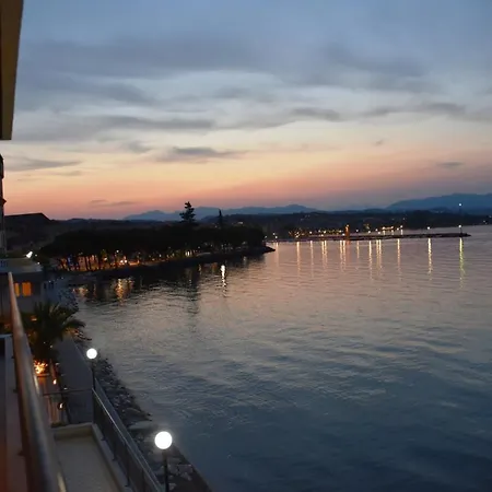 Residenza Miralago By Wonderful Italy Aparthotel Desenzano del Garda