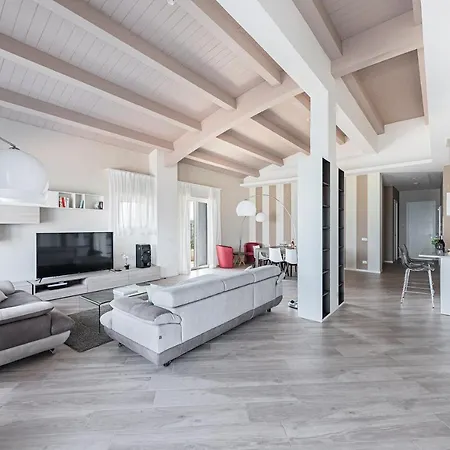 Residenza Miralago By Wonderful Italy 2*