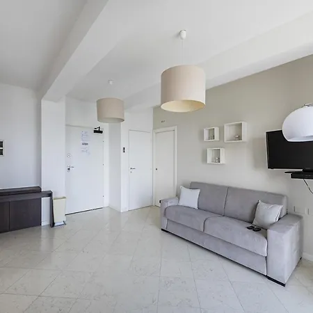 Aparthotel Residenza Miralago By Wonderful Italy 2*