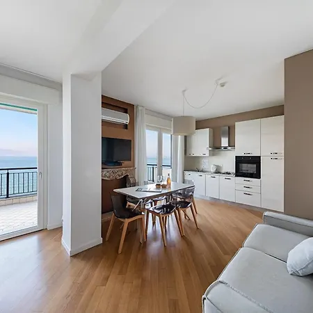 Aparthotel Residenza Miralago By Wonderful Italy Desenzano del Garda