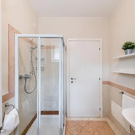 アパートホテル Residenza Miralago By Wonderful Italy