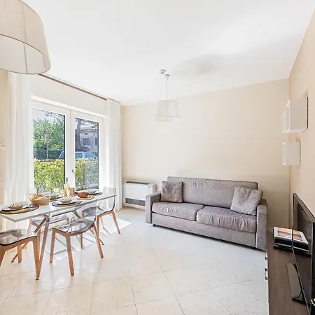Residenza Miralago By Wonderful Italy アパートホテル