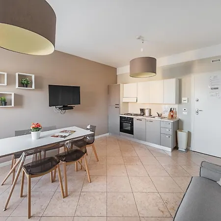Residenza Miralago By Wonderful Italy Desenzano del Garda