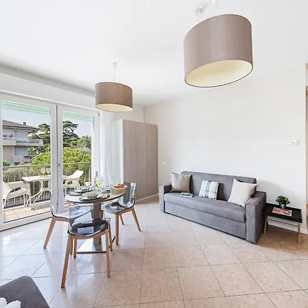 Aparthotel Residenza Miralago By Wonderful Italy