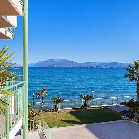 Residenza Miralago By Wonderful Italy Desenzano del Garda
