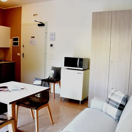 Aparthotel Residenza Miralago By Wonderful Italy