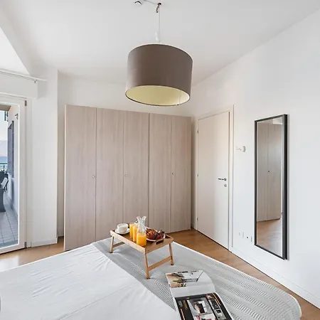Residenza Miralago By Wonderful Italy מלון דירות 2*
