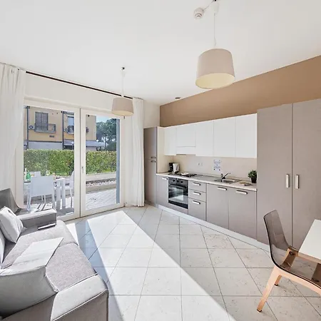 Residenza Miralago By Wonderful Italy 2* דסנזאנו דל גארדה