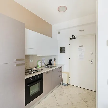 Residenza Miralago By Wonderful Italy 2* 데센자노델가르다