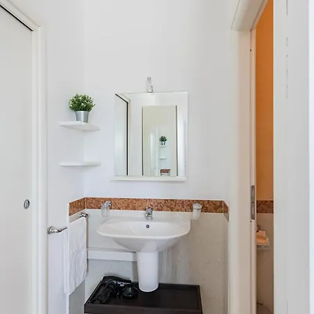 아파트호텔 Residenza Miralago By Wonderful Italy